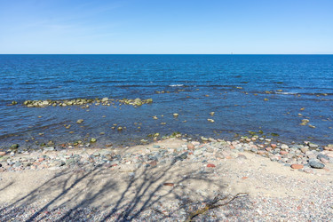 Similar image 21645219