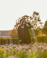 Similar image 21635354