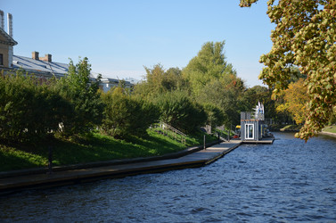 Similar image 21635097