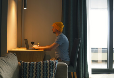 Similar image 21647475