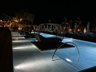 Similar image 21646385