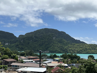 Similar image 21655637