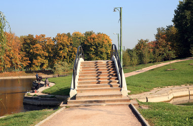 Similar image 21651090