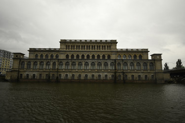 Similar image 21651540