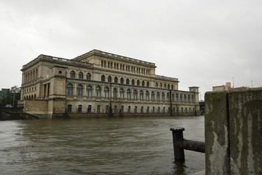 Similar image 21651541