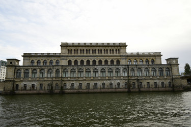 Similar image 21651601