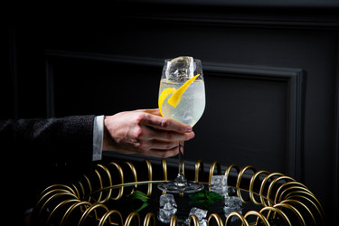 Similar image 21657988