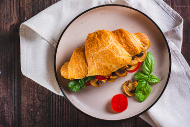 Similar image 21651888