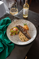 Similar image 21654279