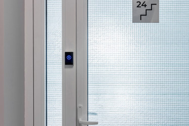 Similar image 21653701