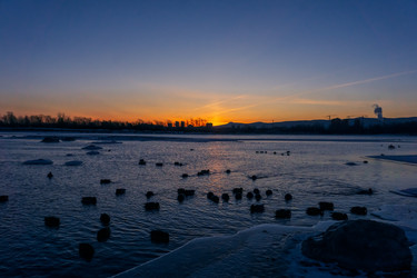 Similar image 21670526