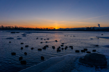 Similar image 21670527