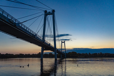 Similar image 21670210