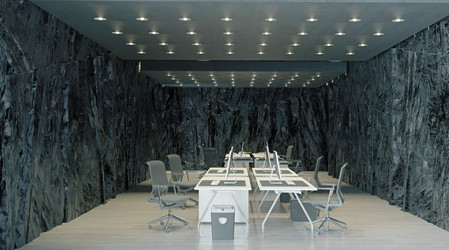 Similar image 21683623