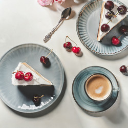 Similar image 21663810