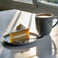 Similar image 21663850