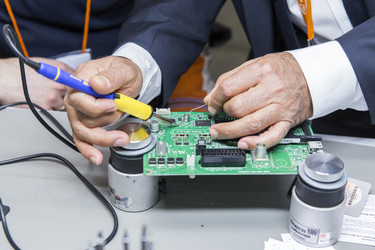 Similar image 21663159