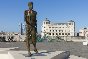 Similar image 21664211