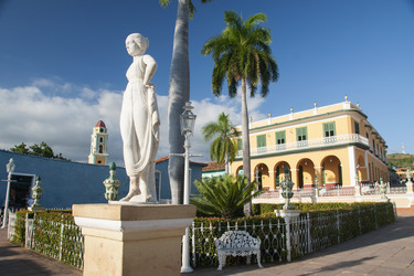 Similar image 21663888