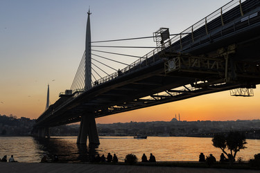 Similar image 21664127