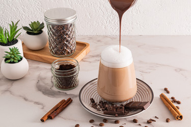 Similar image 21664622