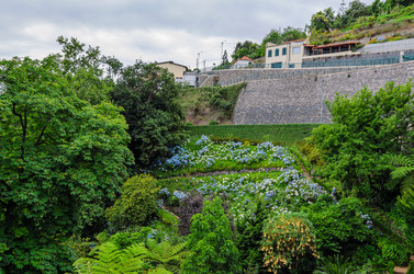 Similar image 21668078