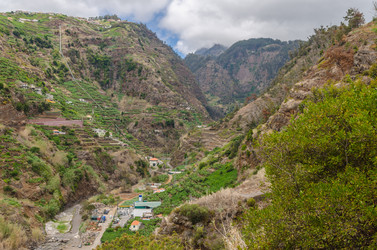 Similar image 21668090