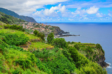 Similar image 21668136