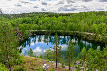 Similar image 21669045