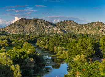 Similar image 21669224