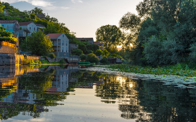 Similar image 21669228