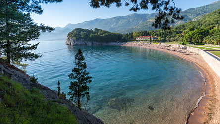 Similar image 21669234