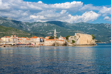 Similar image 21669282