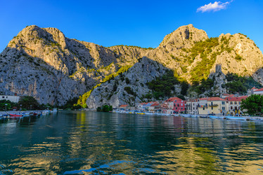 Similar image 21669921