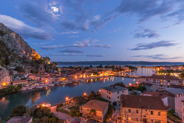 Similar image 21669923