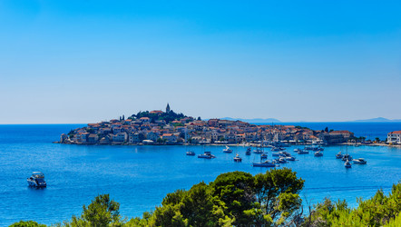 Similar image 21669935