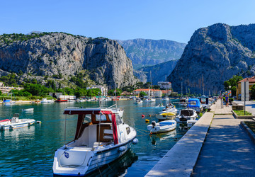 Similar image 21669946