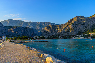 Similar image 21669956