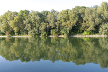 Similar image 21671076