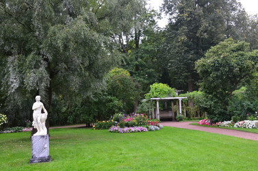 Similar image 21676512