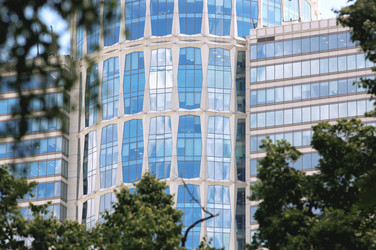 Similar image 21677968