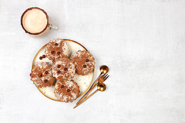 Similar image 21677915