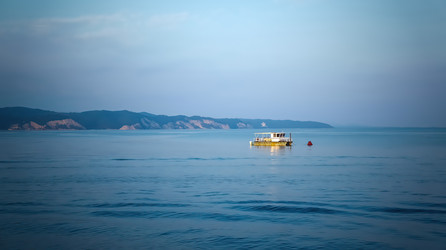 Similar image 21680838