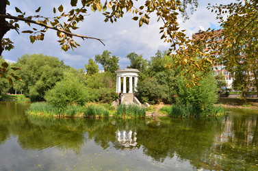 Similar image 21679796