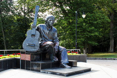 Similar image 21682800