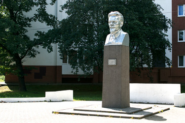 Similar image 21684010