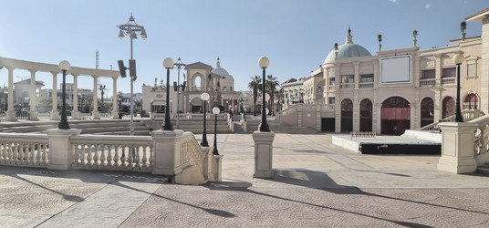 Similar image 21699552