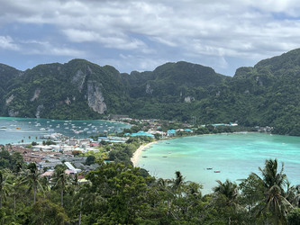 Similar image 21701619