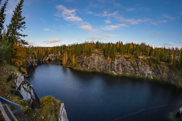 Similar image 21686343