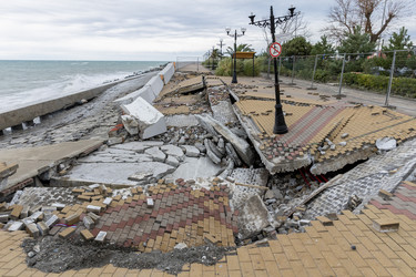 Similar image 21690301